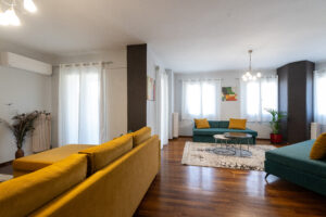 Kalamata Central View Ενοικιαζόμενο κατάλυμα Καλαμάτα Μεσσηνίας Airbnb Εταιρεία Διαχείρισης Καταλυμάτων Perla Homes