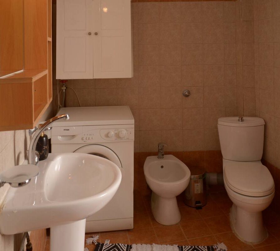 Μαni Rocks Ενοικιαζόμενη κατοικία Τσέρια Καρδαμύλη Μεσσηνίας, Airbnb Εταιρεία Διαχείρισης Καταλυμάτων Perla Homes Τσέρια Καρδαμύλη Μεσσηνίας.