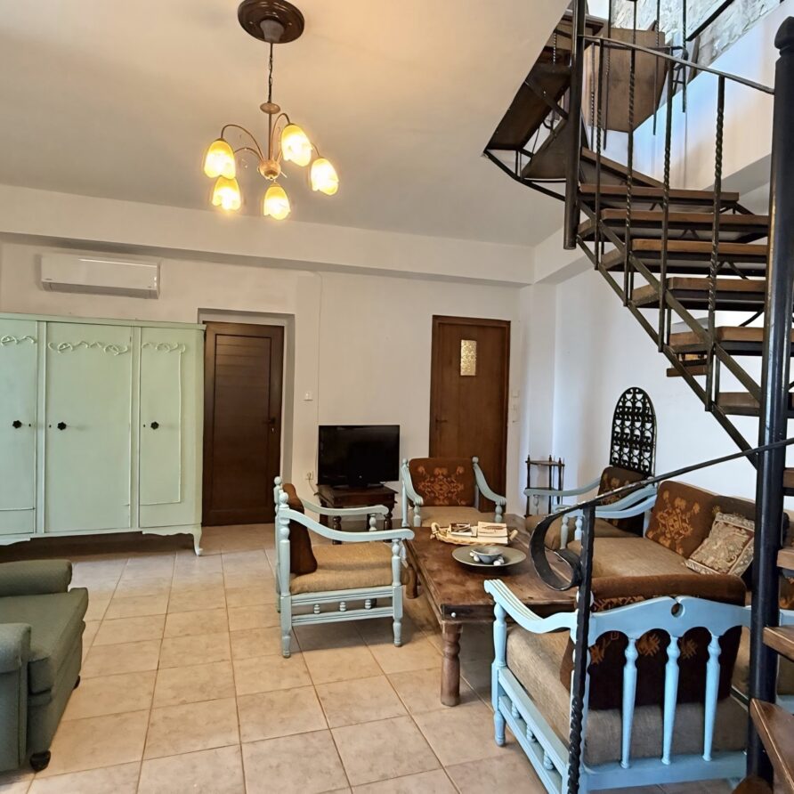 Μαni Rocks Ενοικιαζόμενη κατοικία Τσέρια Καρδαμύλη Μεσσηνίας, Airbnb Εταιρεία Διαχείρισης Καταλυμάτων Perla Homes Τσέρια Καρδαμύλη Μεσσηνίας.