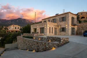 Villa Piedra Azul Villas Ενοικιαζόμενη βίλλα Καρδαμύλη Μεσσηνίας Airbnb Εταιρεία Διαχείρισης Καταλυμάτων Perla Homes
