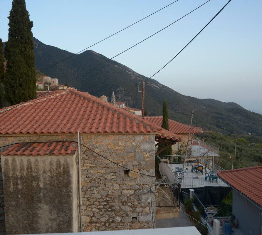 Μαni Rocks Ενοικιαζόμενη κατοικία Τσέρια Καρδαμύλη Μεσσηνίας, Airbnb Εταιρεία Διαχείρισης Καταλυμάτων Perla Homes Τσέρια Καρδαμύλη Μεσσηνίας.