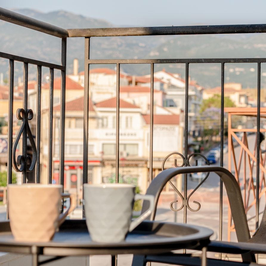 Ενοικιαζόμενο διαμέρισμα Urban Mood για διακοπές στην Καλαμάτα Airbnb Εταιρεία Διαχείρισης Καταλυμάτων Perla Homes