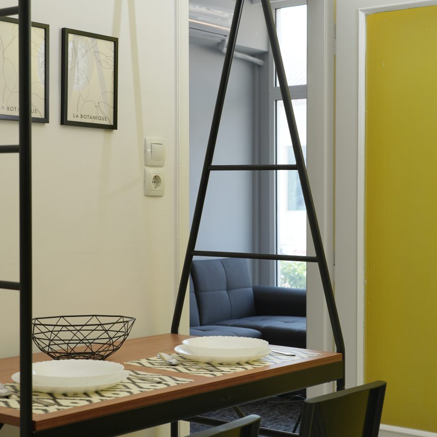 Ενοικιαζόμενο διαμέρισμα Urban Mood για διακοπές στην Καλαμάτα Airbnb Εταιρεία Διαχείρισης Καταλυμάτων Perla Homes