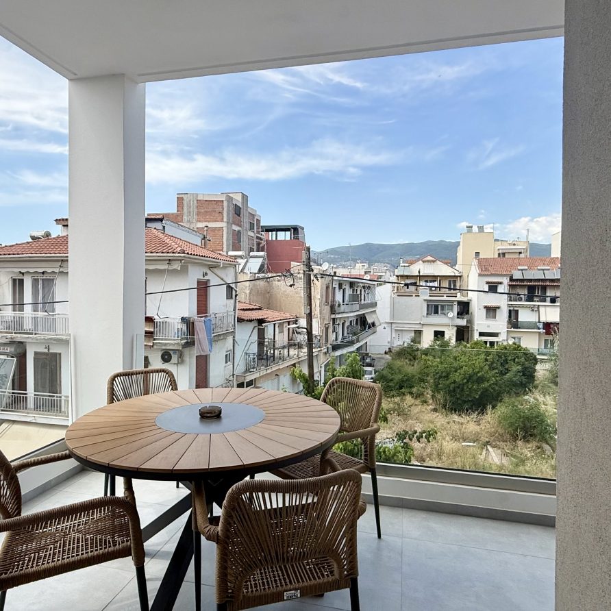 Ενοικιαζόμενο διαμέρισμα Navia για διακοπές στην Καλαμάτα Airbnb Εταιρεία Διαχείρισης Καταλυμάτων Perla Homes