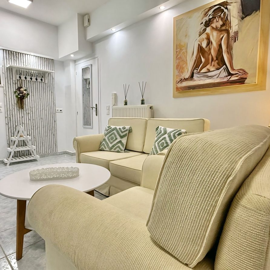 Ενοικιαζόμενο διαμέρισμα Andrianna's Garden για διακοπές στην Καλαμάτα Airbnb Εταιρεία Διαχείρισης Καταλυμάτων Perla Homes