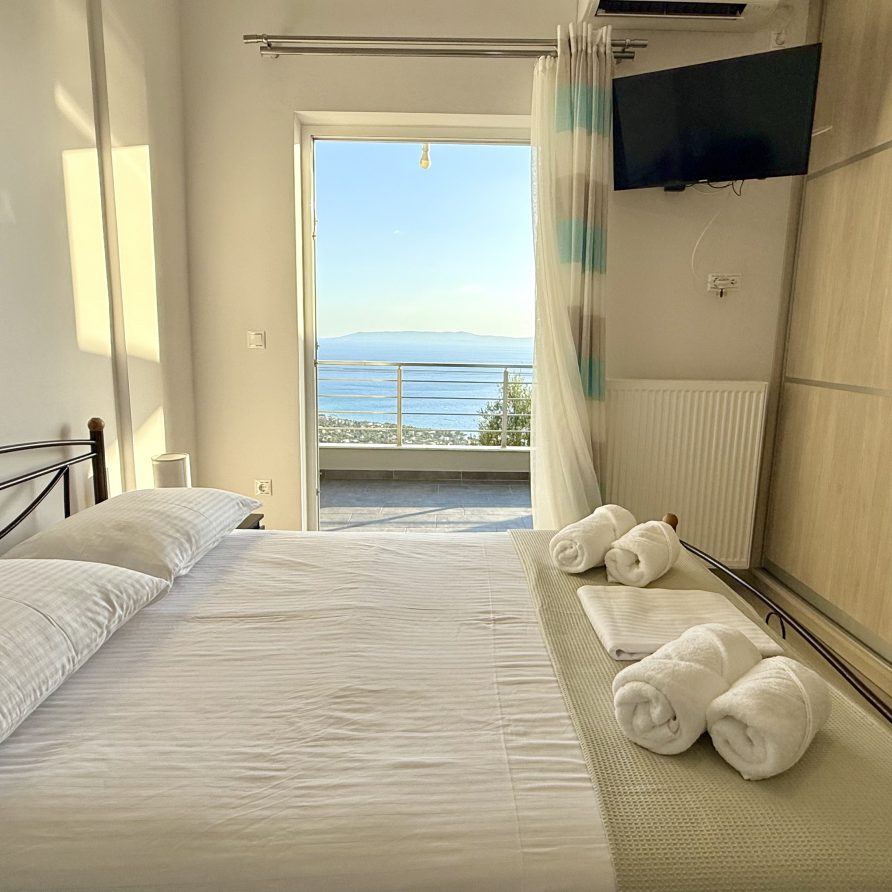 ΕνοικιαζόμενοThe Perch Villa για διακοπές στην Βέργα Καλαματα Airbnb Εταιρεία Διαχείρισης Καταλυμάτων Perla Homes