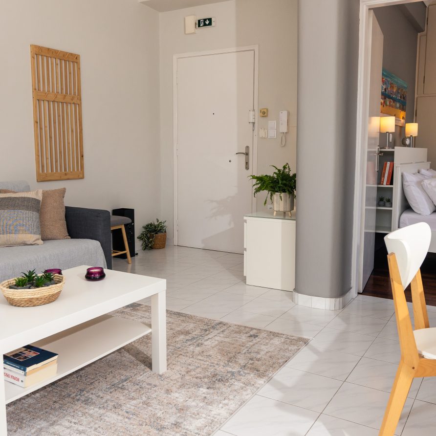 Ενοικιαζόμενο διαμέρισμα Ethereal Luxury Apartment για διακοπές στην Καλαμάτα Airbnb Εταιρεία Διαχείρισης Καταλυμάτων Perla Homes