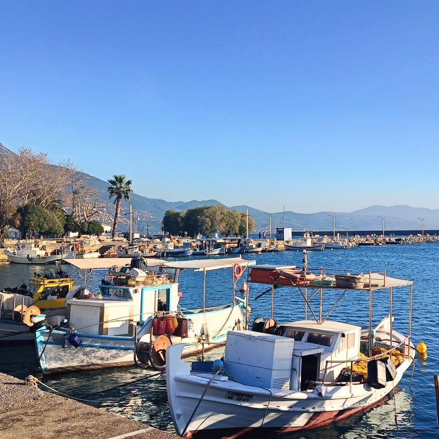 Ενοικιαζόμενο διαμέρισμα Ethereal Luxury Apartment για διακοπές στην Καλαμάτα Airbnb Εταιρεία Διαχείρισης Καταλυμάτων Perla Homes