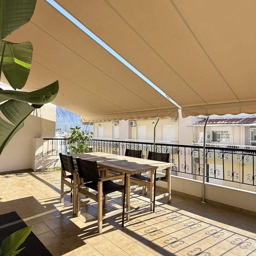 SKY 5 Luxury Apartment Ενοικιαζόμενο κατάλυμα Καλαμάτα Μεσσηνίας Airbnb Εταιρεία Διαχείρισης Καταλυμάτων Perla Homes