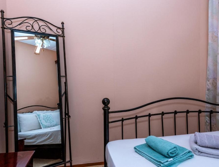 Antreas House Apartment Ενοικιαζόμενο κατάλυμα Βαλύρα Μεσσηνίας Airbnb Εταιρεία Διαχείρισης Καταλυμάτων Perla Homes