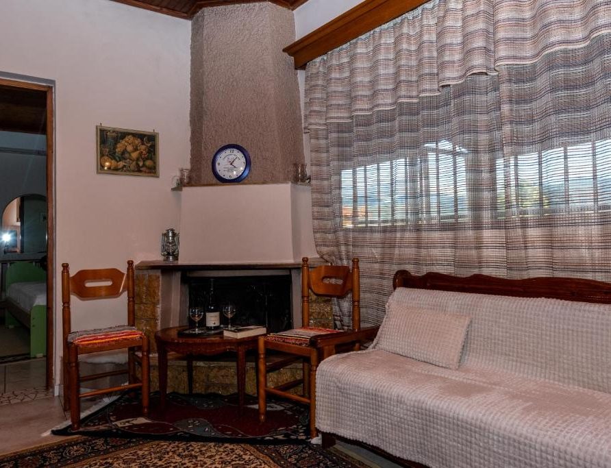 Antreas House Apartment Ενοικιαζόμενο κατάλυμα Βαλύρα Μεσσηνίας Airbnb Εταιρεία Διαχείρισης Καταλυμάτων Perla Homes