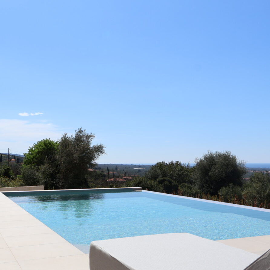 Villa Luna Sol Ενοικιαζόμενη βίλα Κυπαρισσία Airbnb Εταιρεία Διαχείρισης Καταλυμάτων Perla Homes