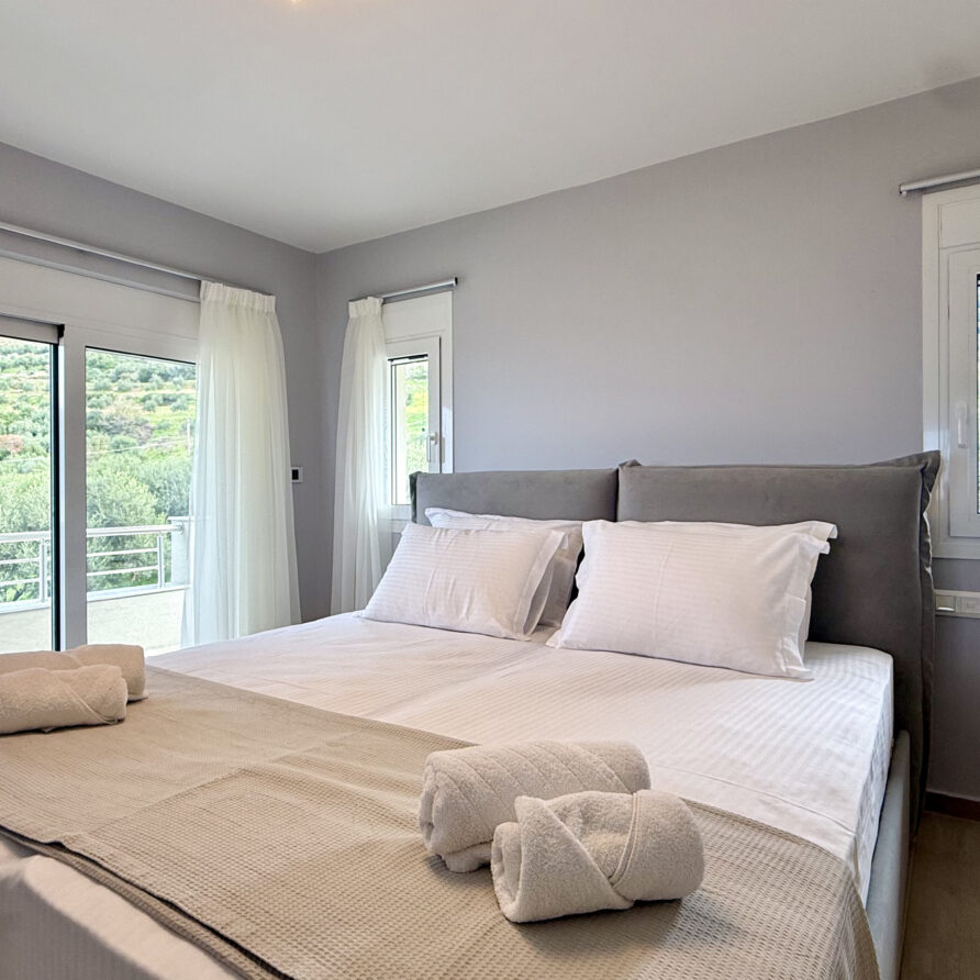 Villa Palomar Ενοικιαζόμενη βίλα Κυπαρισσία Airbnb Εταιρεία Διαχείρισης Καταλυμάτων Perla Homes