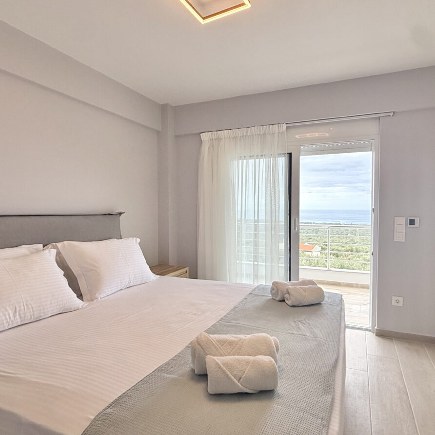 Villa Luna Sol Ενοικιαζόμενη βίλα Κυπαρισσία Airbnb Εταιρεία Διαχείρισης Καταλυμάτων Perla Homes