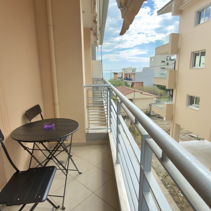 Beachside Nook Ενοικιαζόμενο κατάλυμα Καλαμάτα Μεσσηνίας Airbnb Εταιρεία Διαχείρισης Καταλυμάτων Perla Homes