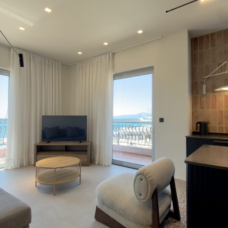 Aeolis Residence Ενοικιαζόμενο κατάλυμα Καλαμάτα Μεσσηνίας Airbnb Εταιρεία Διαχείρισης Καταλυμάτων Perla Homes