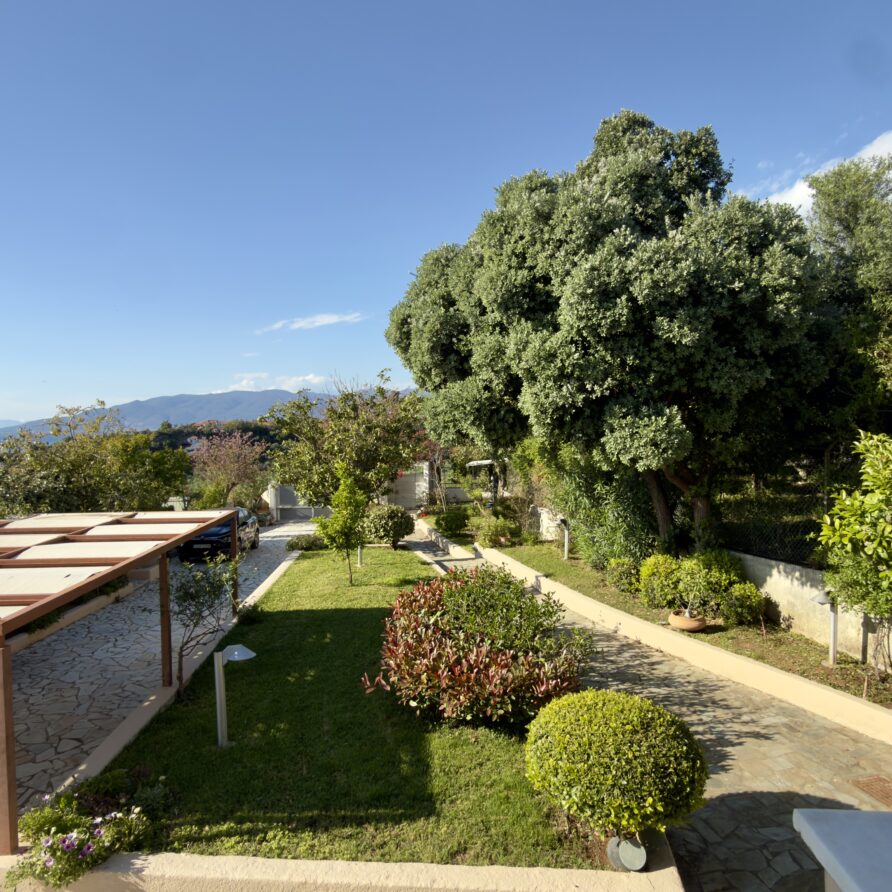 Lumaverde Camellia Ενοικιαζόμενa suites Σάντοβα Αβίας Airbnb Εταιρεία Διαχείρισης Καταλυμάτων Perla Homes